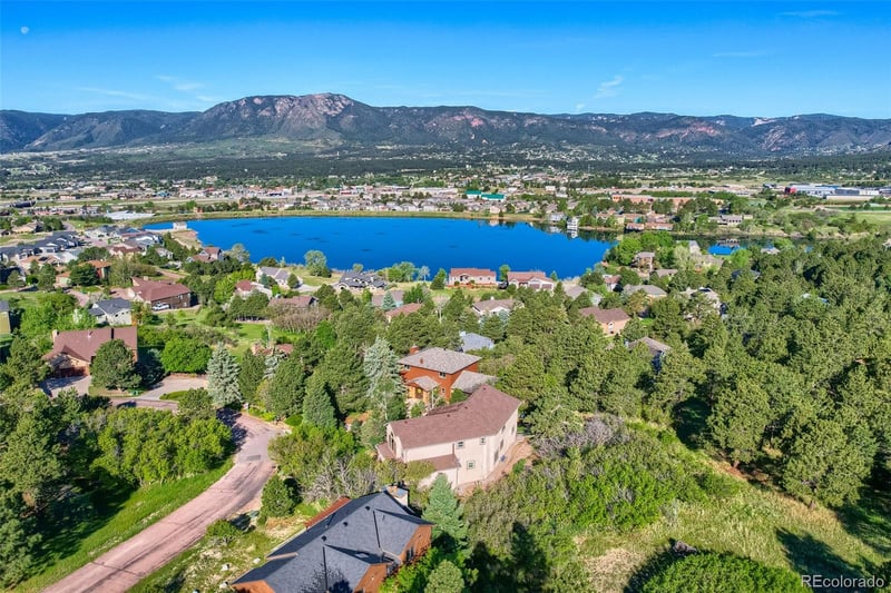 1310 Spinnaker Trl, Monument, CO 80132