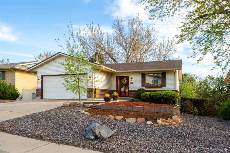 13429 Auburn Ave, Lakewood, CO 80228