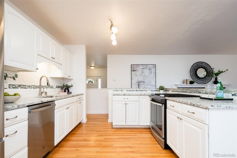 13429 Auburn Ave, Lakewood, CO 80228