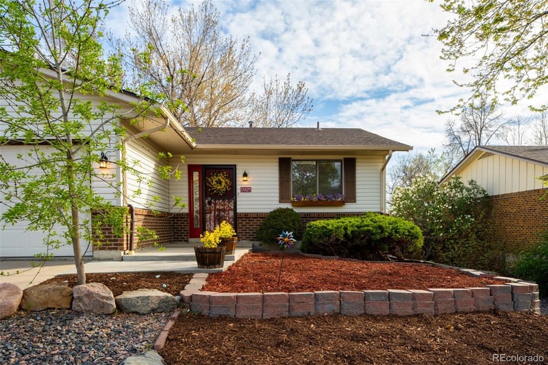 13429 Auburn Ave, Lakewood, CO 80228