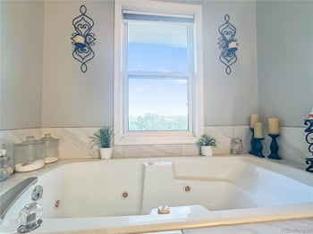 10427 Ammons St, Broomfield, CO 80021
