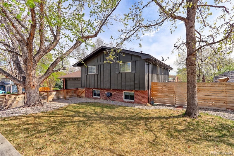 6552 Owens Ct, Arvada, CO 80004