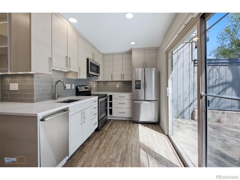 780 Moorhead Cir #B, Boulder, CO 80305