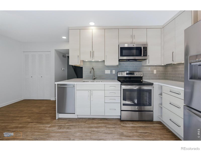 780 Moorhead Cir #B, Boulder, CO 80305