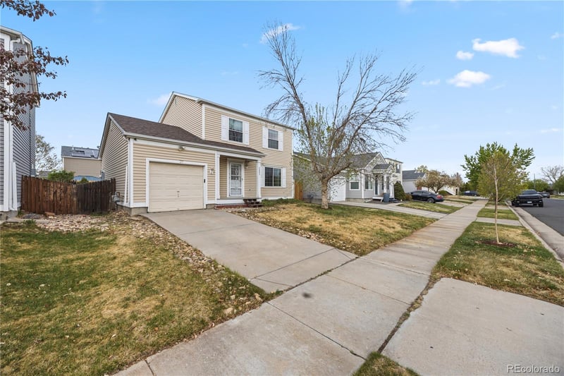 5003 Jasper Ct, Denver, CO 80239