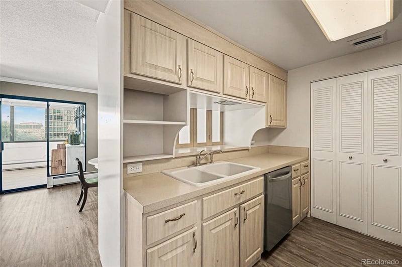 3131 Alameda Ave #301, Denver, CO 80209