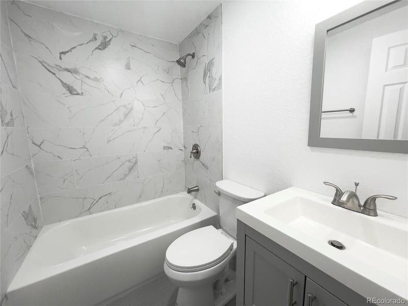 925 Kohl St, Broomfield, CO 80020