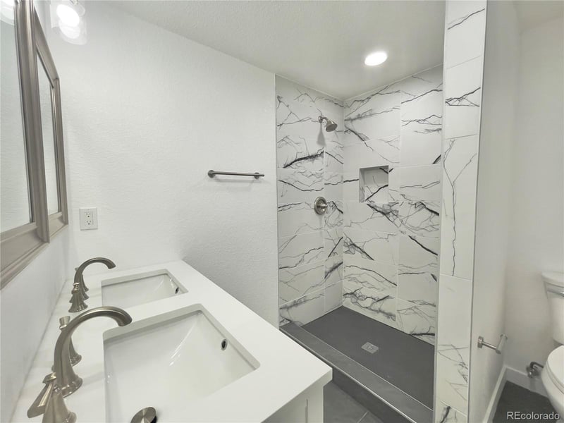 925 Kohl St, Broomfield, CO 80020