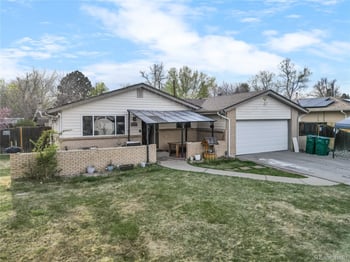 1093 Holland St, Lakewood, CO 80226