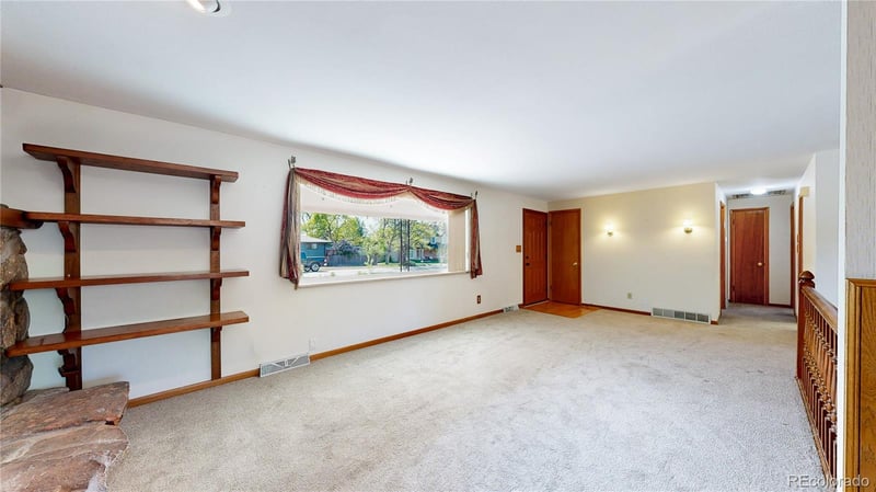 8041 Oak St, Arvada, CO 80005