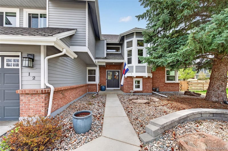 12 Sycamore Ln, Littleton, CO 80127