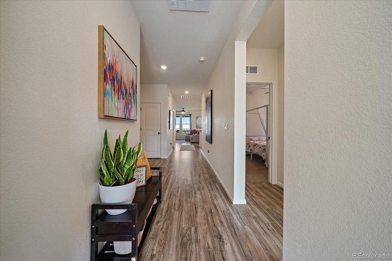 849 Vandriver Way, Aurora, CO 80018
