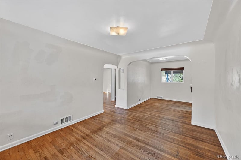 3051 Downing St, Englewood, CO 80113