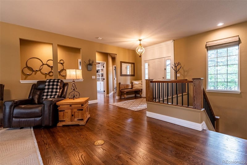 1118 Kenosha Dr, Larkspur, CO 80118