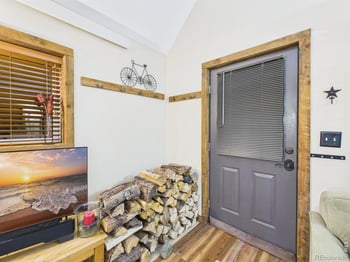131 W Boulder St, Nederland, CO 80466