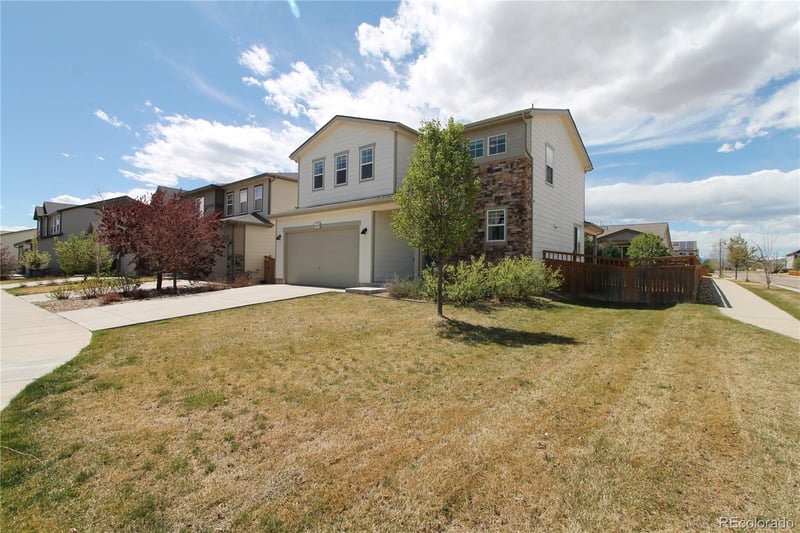 6407 Copper Dr, Frederick, CO 80516