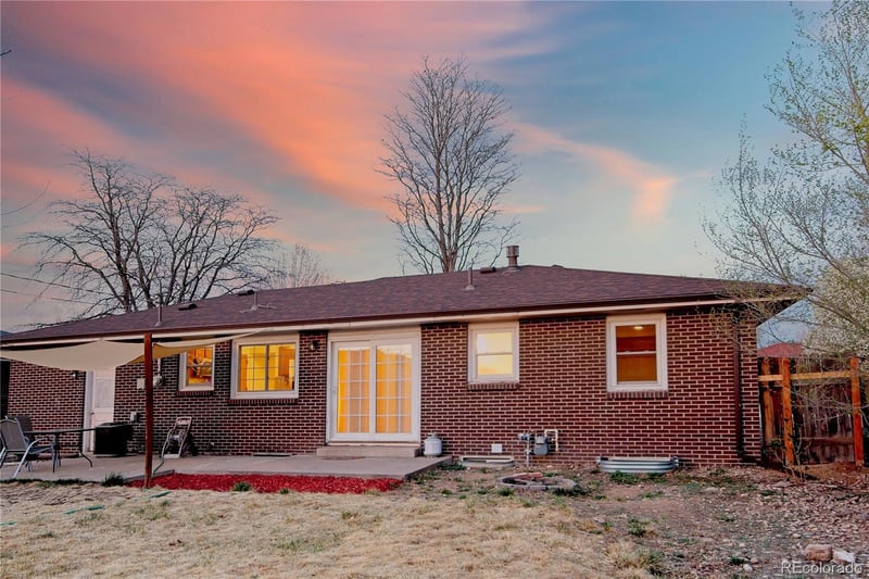 513 26th Avenue Ct, Greeley, CO 80634