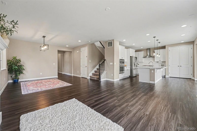 964 White Leaf Cir, Castle Rock, CO 80108