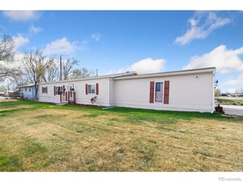 110 Ash St, Log Lane Village, CO 80705