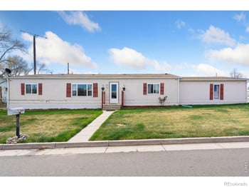 110 Ash St, Log Lane Village, CO 80705