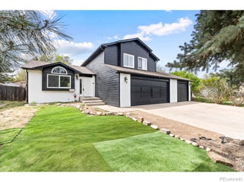 2317 42nd Ave Ct, Greeley, CO 80634