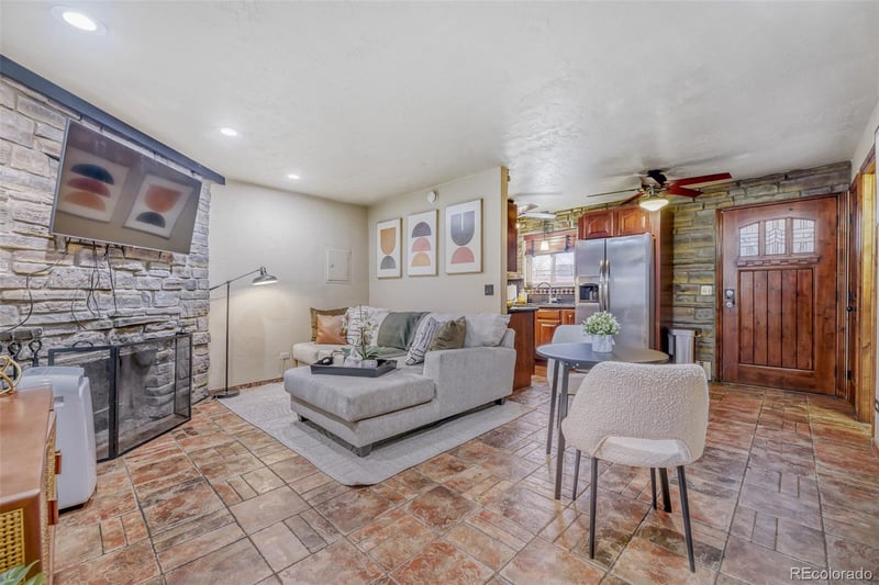 2190 Holly St #224, Denver, CO 80222