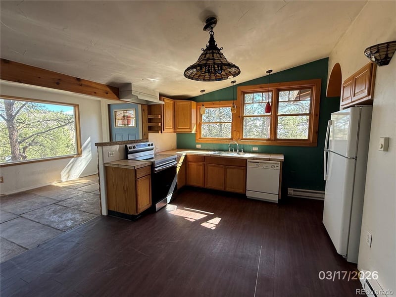 433 Gunn Ave, Berthoud, CO 80513