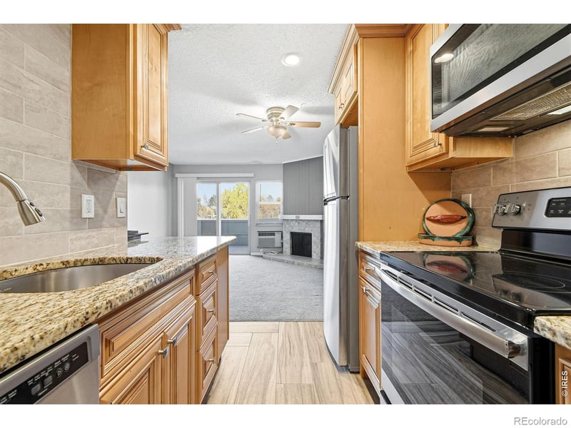 3240 Iris Ave #205, Boulder, CO 80301