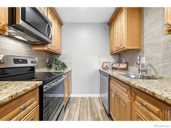 3240 Iris Ave #205, Boulder, CO 80301