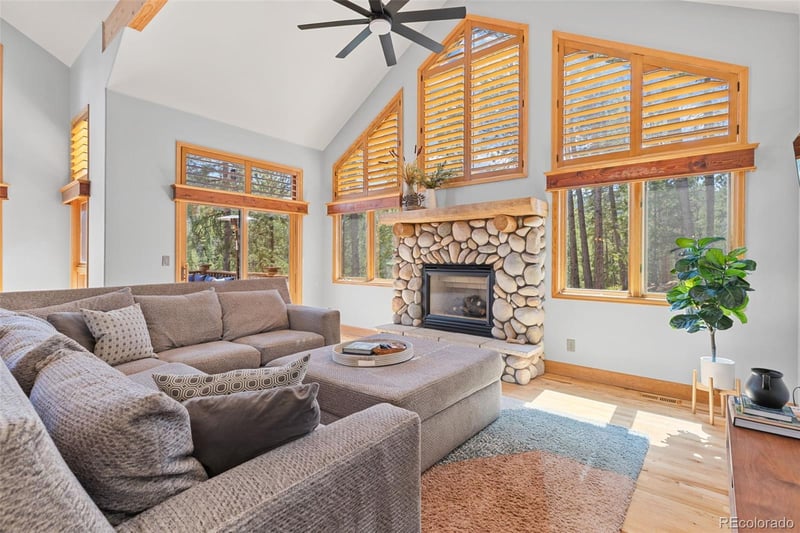 32230 Aspen Meadow Dr, Evergreen, CO 80439