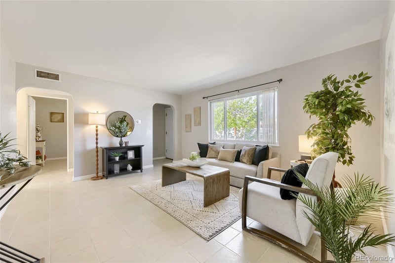 9351 Nagel Dr, Thornton, CO 80229