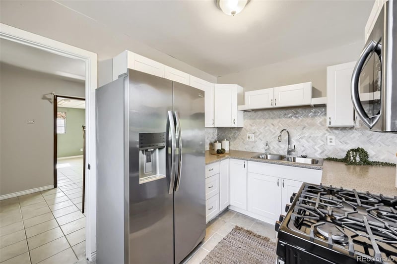 9351 Nagel Dr, Thornton, CO 80229