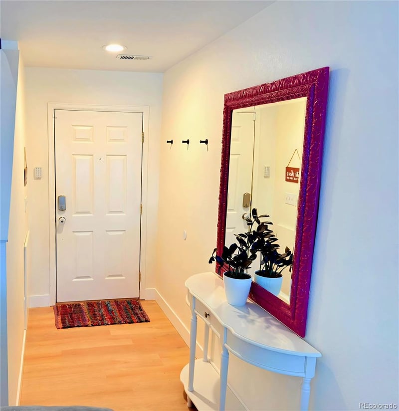 7946 Kittredge St, Englewood, CO 80112