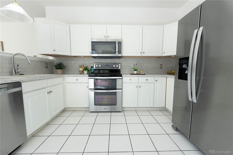 18912 Belleview Pl, Centennial, CO 80015