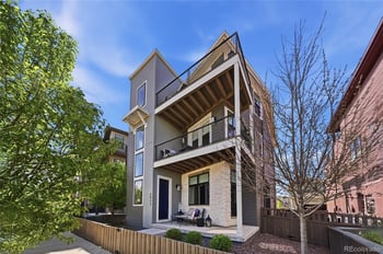 6032 Nepal St, Aurora, CO 80019