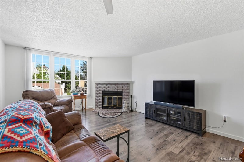 965 Miller St #201, Lakewood, CO 80226