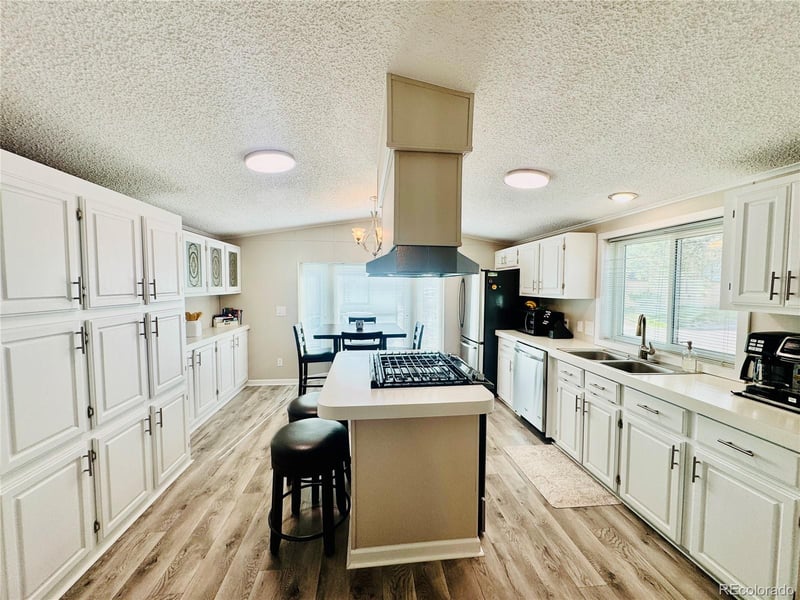 9850 Federal Blvd #107, Federal Heights, CO 80260