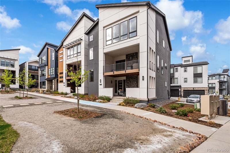 1778 Peak Loop, Broomfield, CO 80023