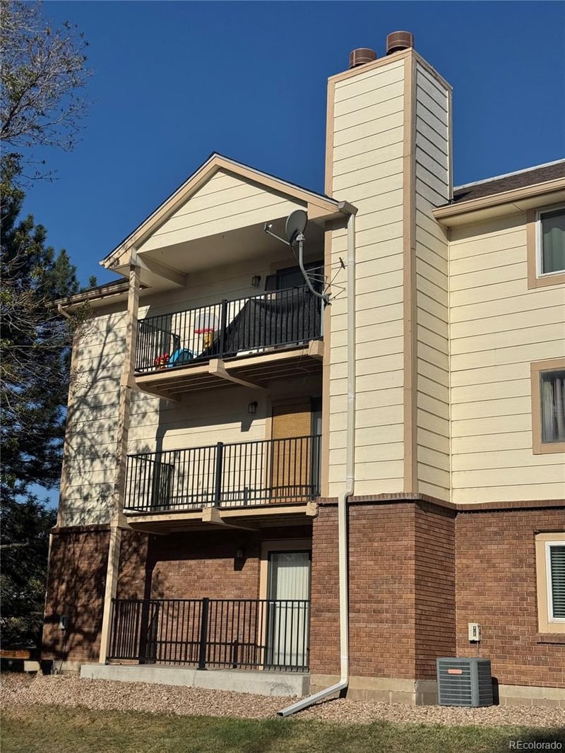 481 Kalispell Way #102, Aurora, CO 80017