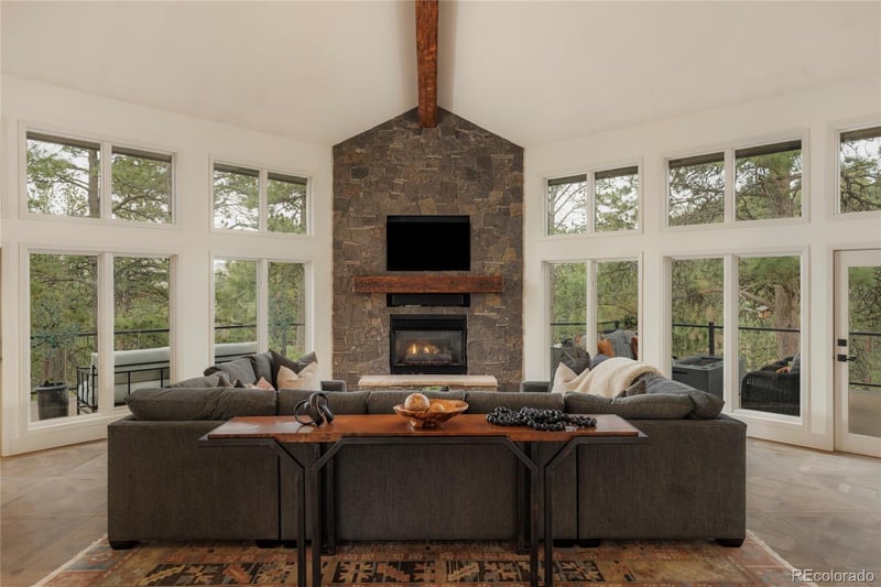 22184 Forest Hills Dr, Golden, CO 80401
