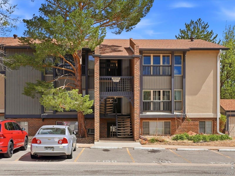 850 Moorhead Cir #3E, Boulder, CO 80305
