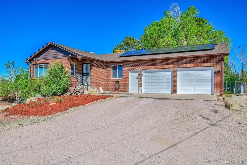 6785 Pitkin St, Foxfield, CO 80016