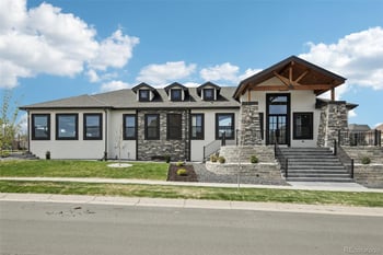 27330 Nova Cir, Aurora, CO 80016