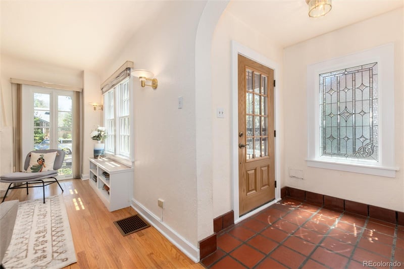 1567 Ivanhoe St, Denver, CO 80220