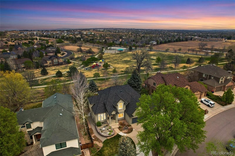 561 Breckenridge Dr, Broomfield, CO 80020