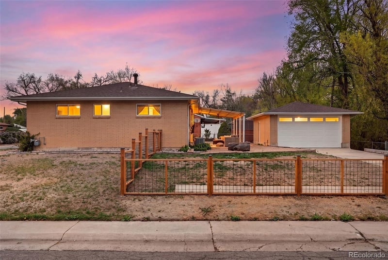 6110 Brooks Dr, Arvada, CO 80004