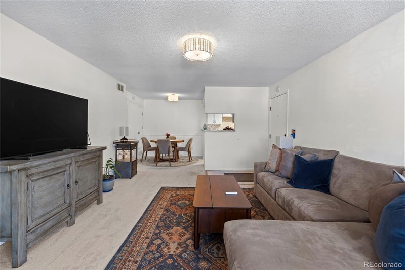 8555 Fairmount Dr #I204, Denver, CO 80247