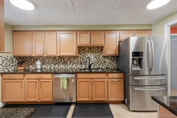 7250 Eastmoor Dr #114, Denver, CO 80237