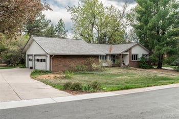 2002 Green Oaks Ln, Littleton, CO 80121