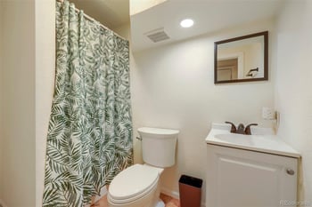 18507 Whitaker Cir #D, Aurora, CO 80015